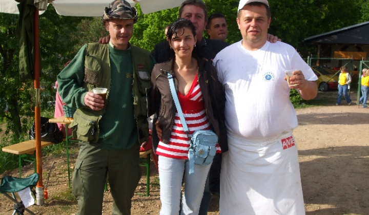 Hrušovské májové dni 2008 Súťaž vo varení halászlé